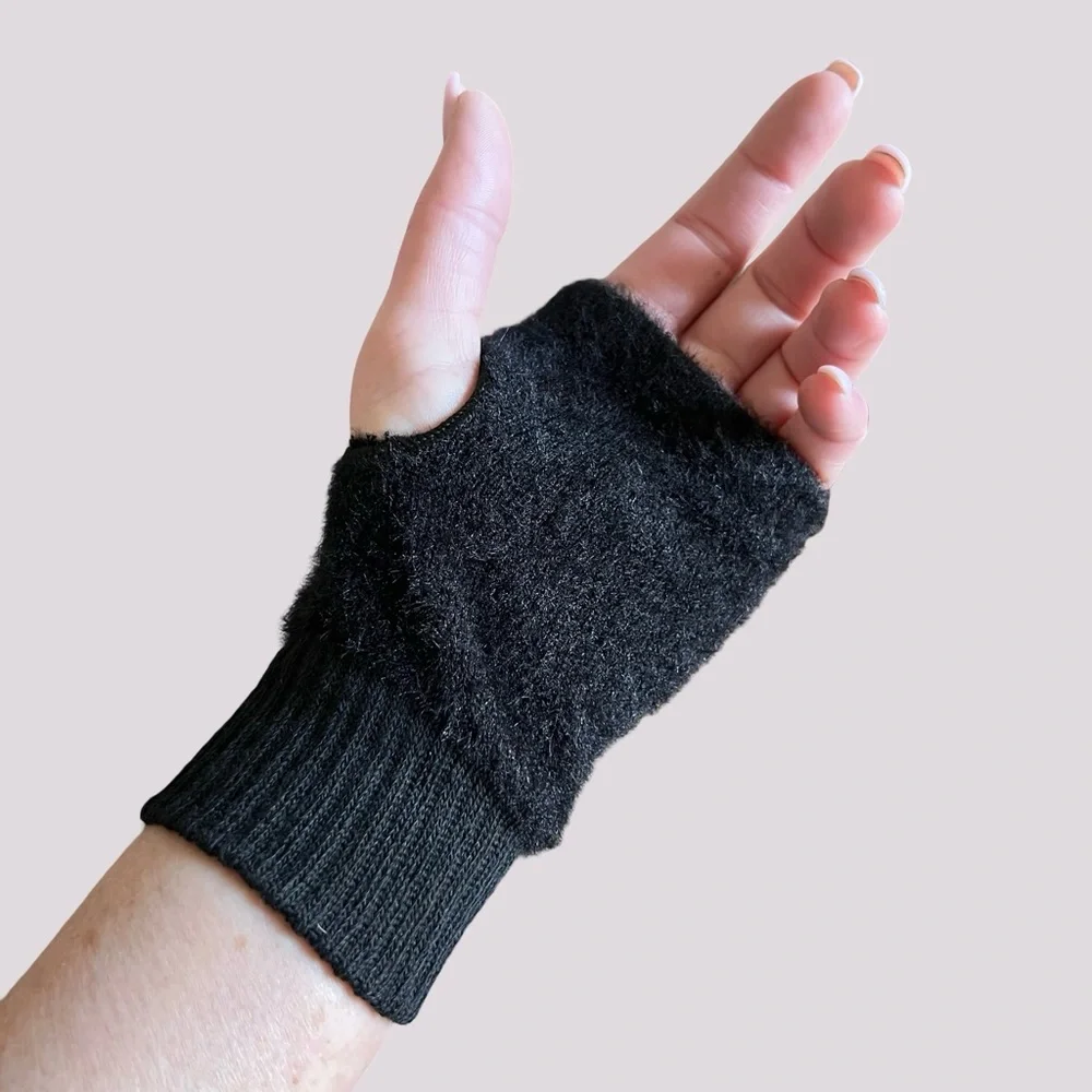 Black Fingerless Warm and So Soft Gloves